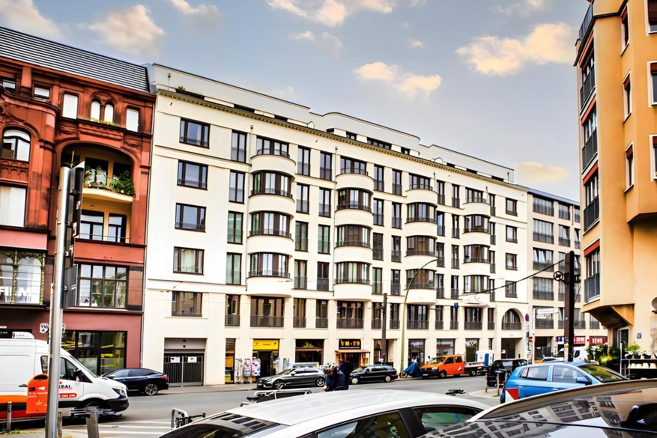 Modern Apartment In Mitte Берлин Экстерьер фото